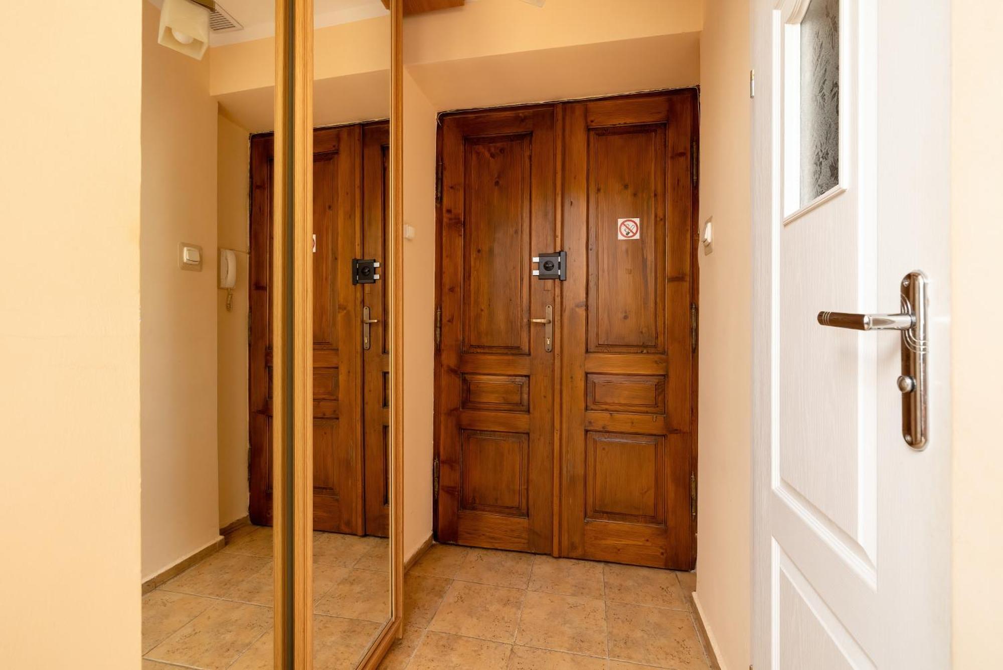 Caffe Latte Apartment Krakow Bagian luar foto